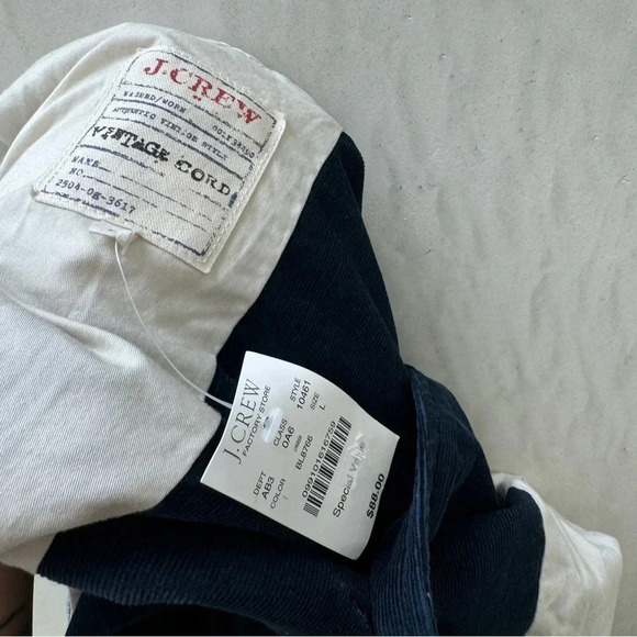 J. Crew || Deadstock NWT Almost Vintage Corduroy Blazer Navy Large - Picture 7 of 10